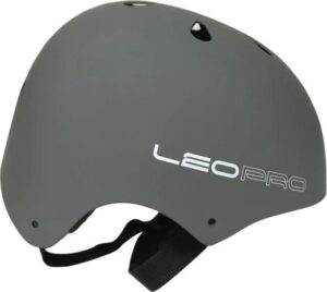 קסדת פעלולים מקצועית מבית Leo Pro - מידה S - צבע אפור