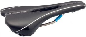 קסדת פעלולים מקצועית מבית Leo Pro - מידה M - צבע מנטה